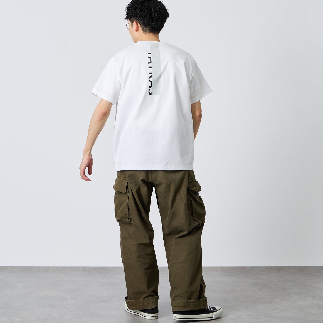 TATRAS [タトラス] ORESTE/オレステ ショートスリーブTシャツ [MCKZ0365083588] WHITE &&モデル身長：168cm 着用サイズ：1&&