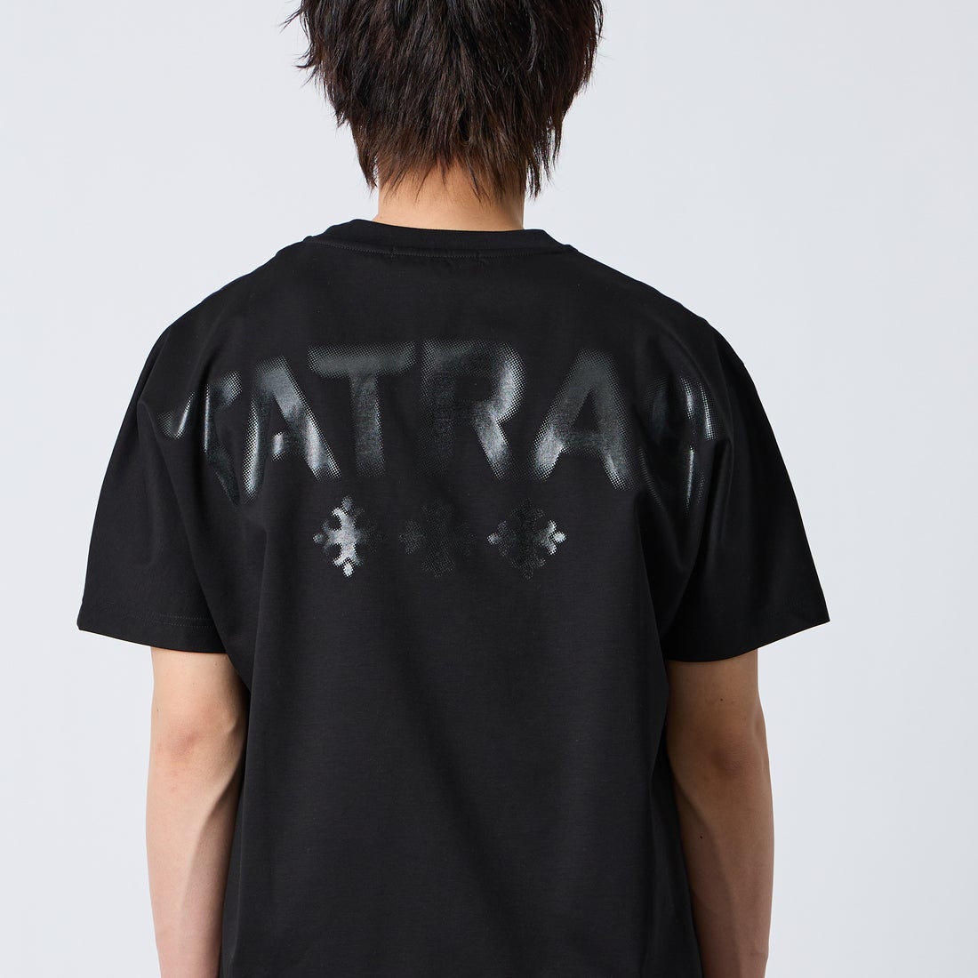 TATRAS [タトラス] TIDEO/ティデオ ショートスリーブTシャツ [MCKZ0368083588] BLACK &&モデル身長：177cm 着用サイズ：2&&