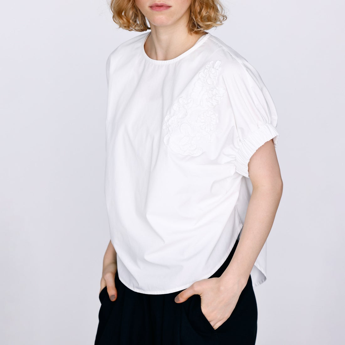 Kelen [ケレン] コード刺繍デザイントップス PAKIA [LKL26HBL2292] OFFWHITE