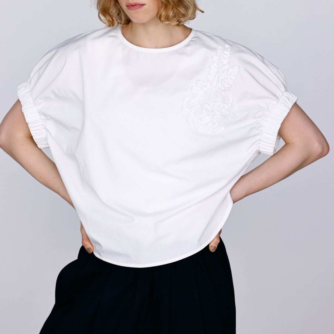 Kelen [ケレン] コード刺繍デザイントップス PAKIA [LKL26HBL2292] OFFWHITE