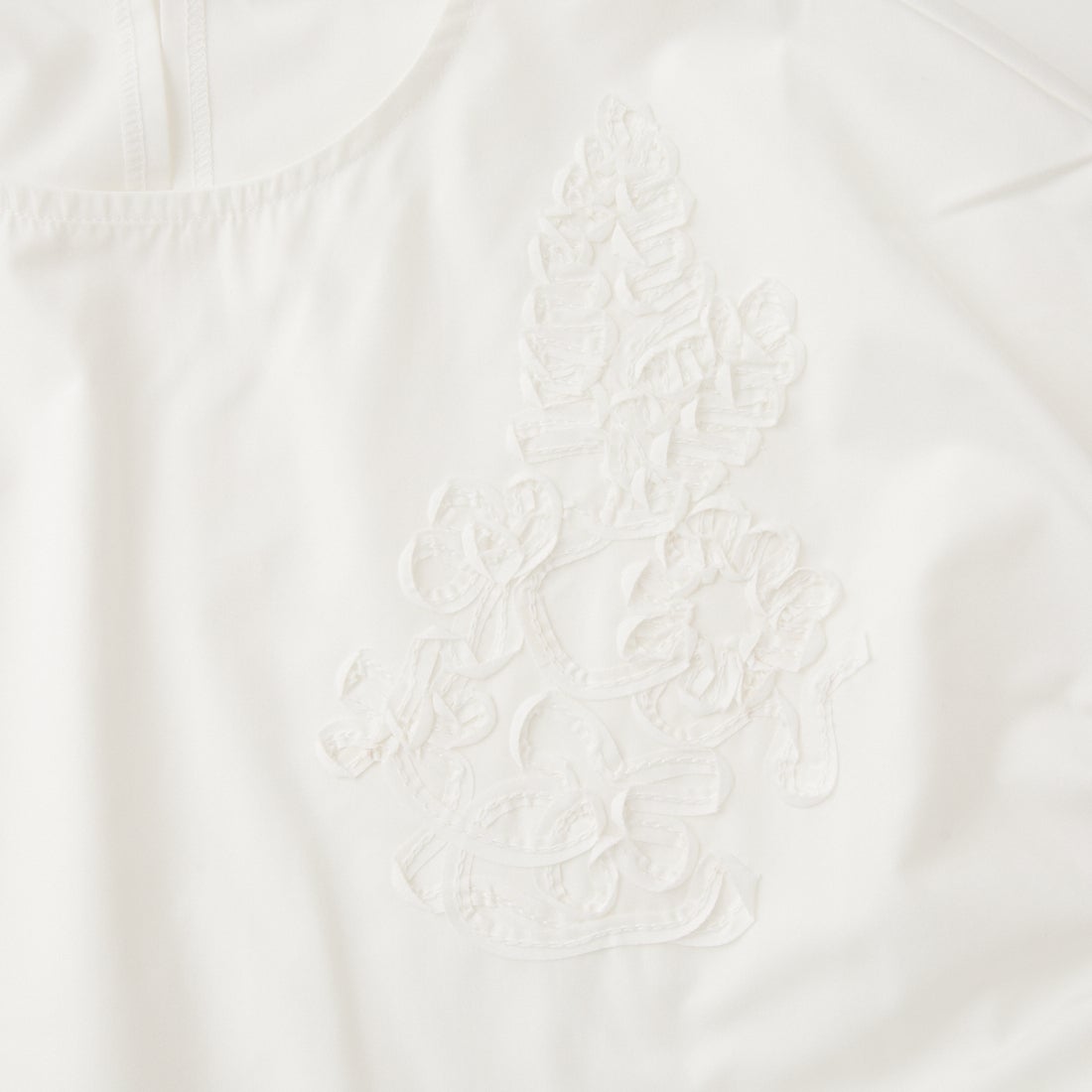 Kelen [ケレン] コード刺繍デザイントップス PAKIA [LKL26HBL2292] OFFWHITE