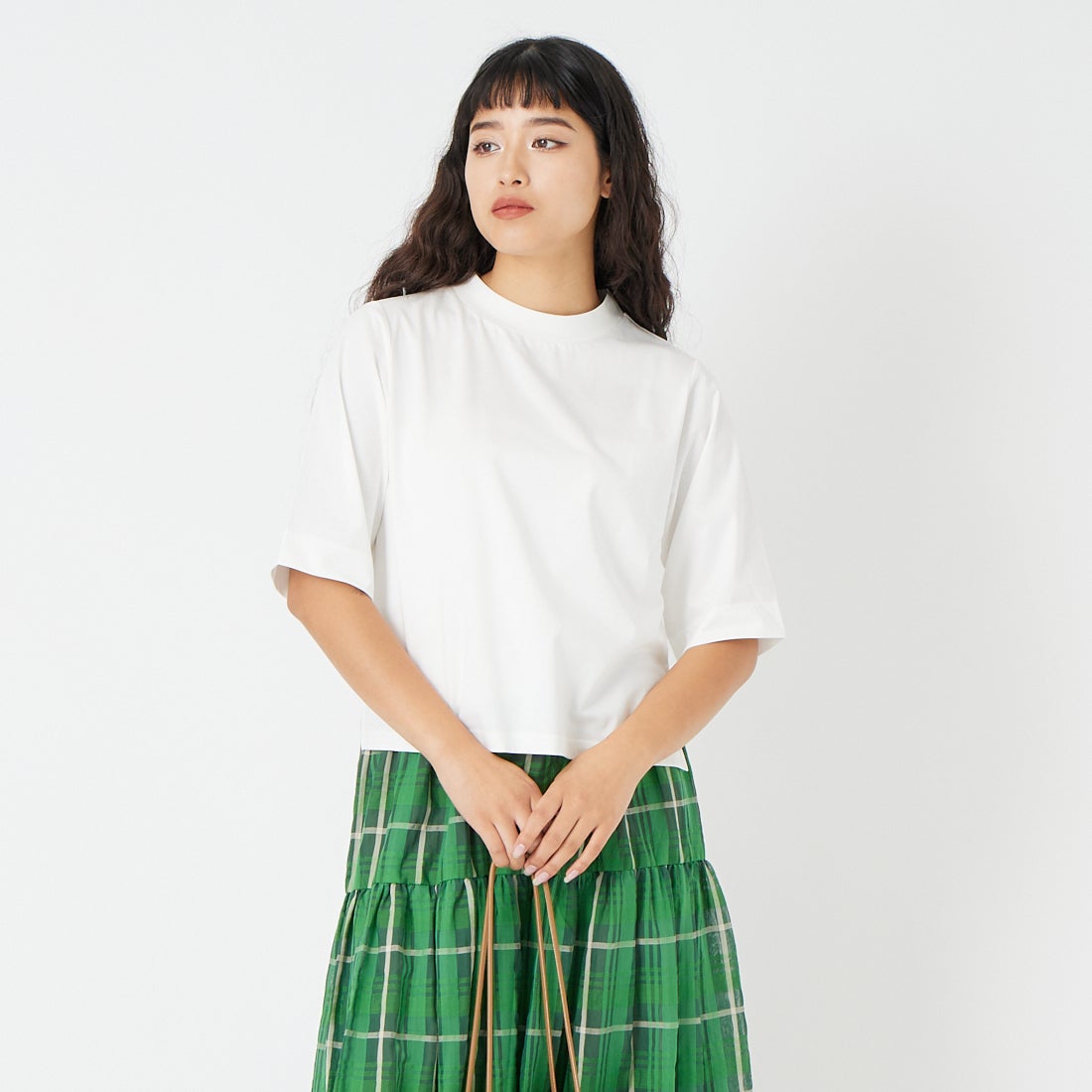 OFFWHITE&&モデル身長：162cm 着用サイズ：F&&