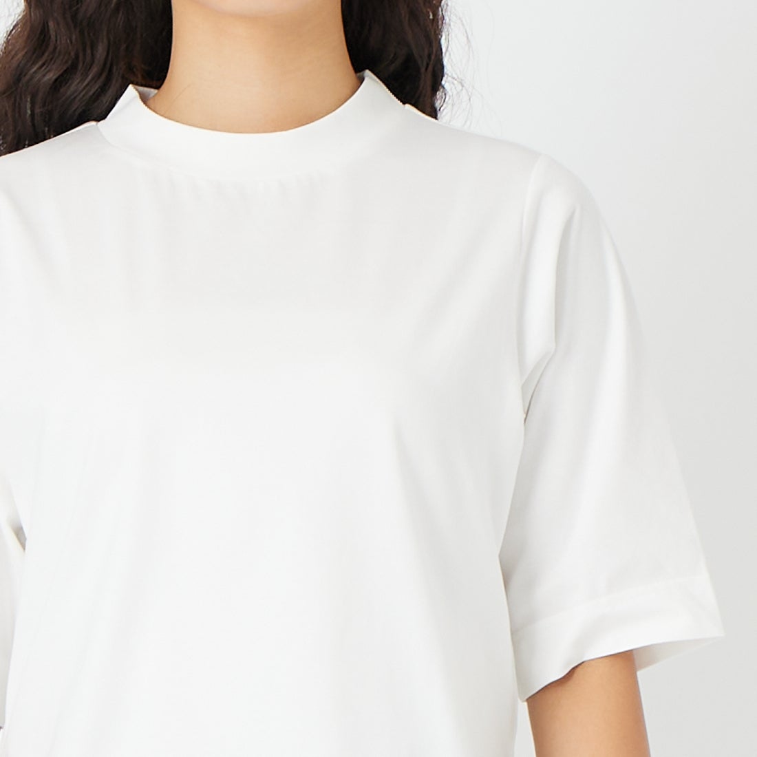 Kelen [ケレン] ハーフスリーブトップス HARP [LKL26HCS2025] OFFWHITE &&モデル身長：162cm 着用サイズ：F&&