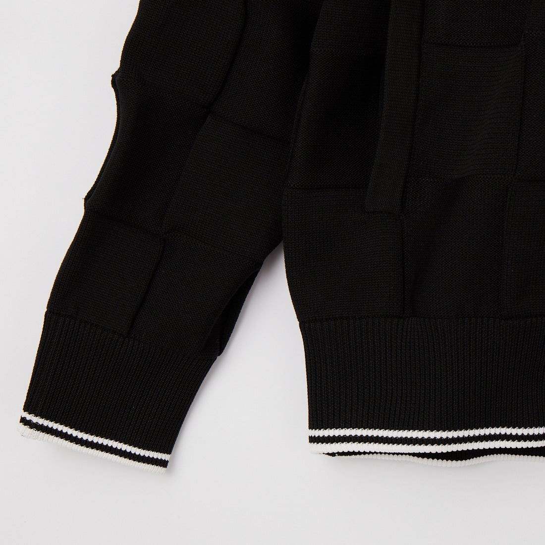 1PIU1UGUALE3 RELAX [ウノ ピゥ ウノ ウグァーレ トレ] ブロックニットジップアップフーディー [USK-26010] SN90 BLACK