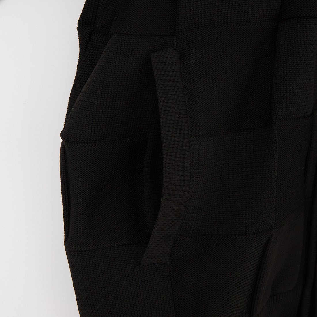 1PIU1UGUALE3 RELAX [ウノ ピゥ ウノ ウグァーレ トレ] ブロックニットジップアップフーディー [USK-26010] SN90 BLACK