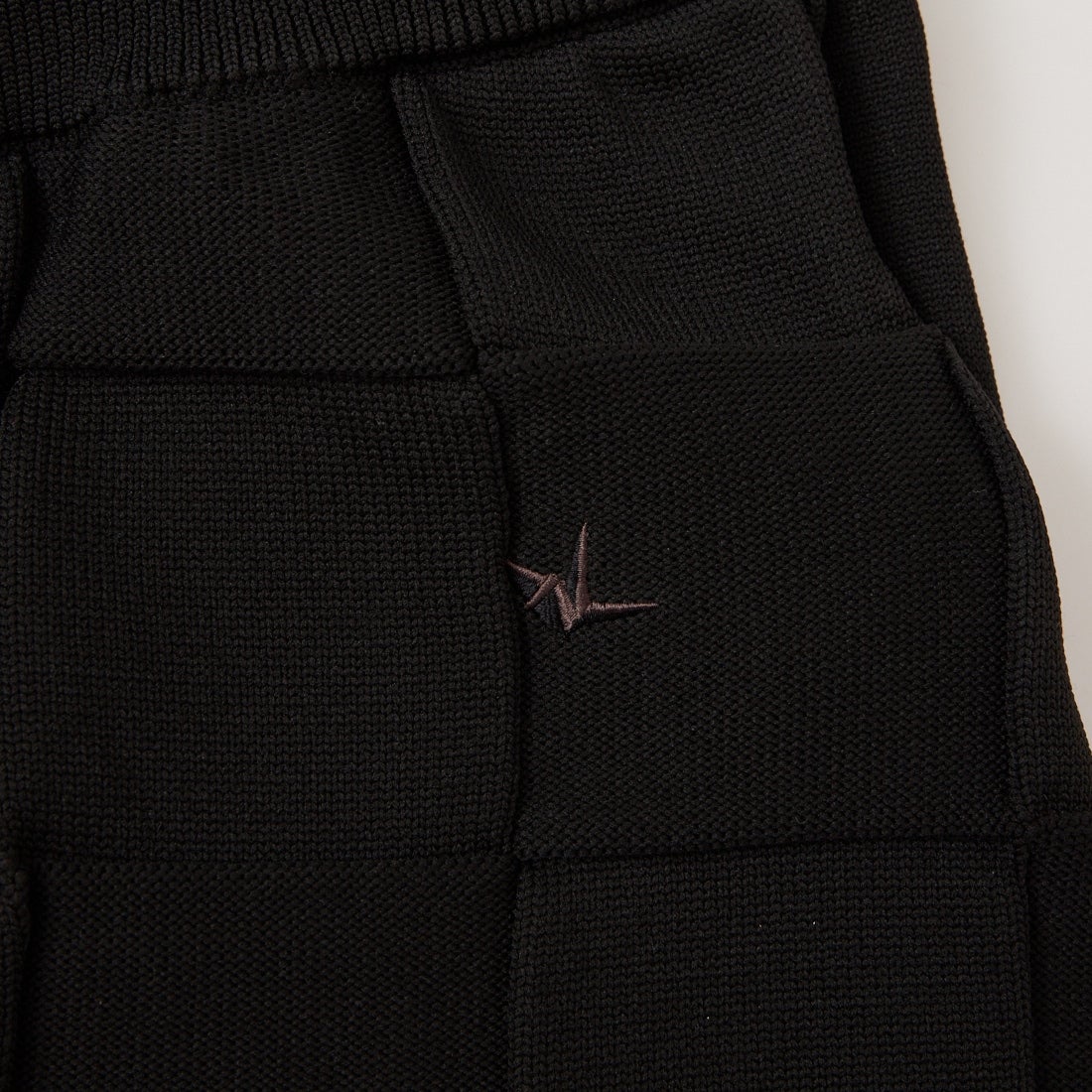 1PIU1UGUALE3 RELAX [ウノ ピゥ ウノ ウグァーレ トレ] ブロックニットショーツ [USK-26011] SN90 BLACK