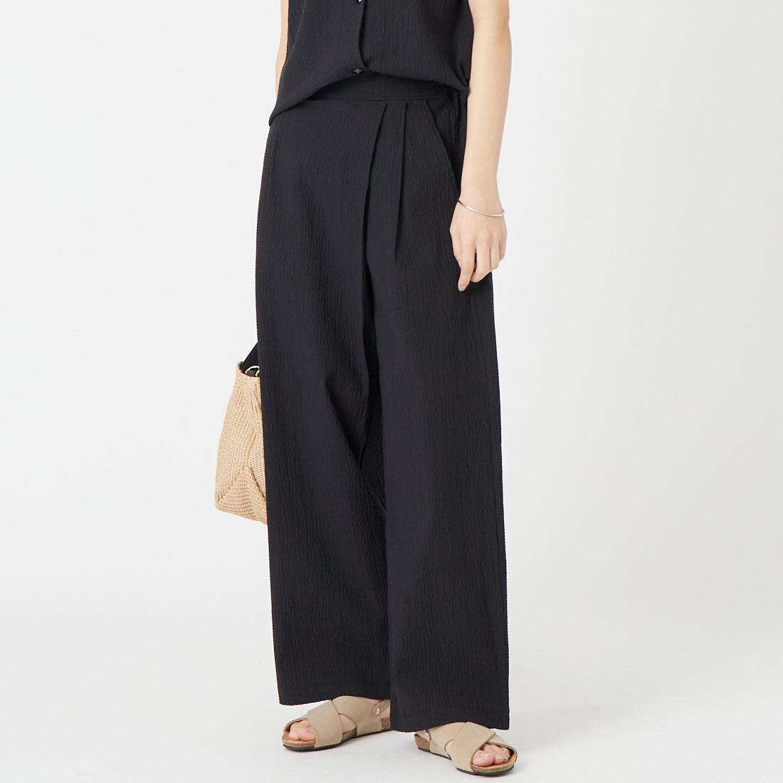 me. [ミードット] バンピーコットンラップパンツ [ME-25110] 98 NIGHT &&モデル身長：162cm 着用サイズ：F&&