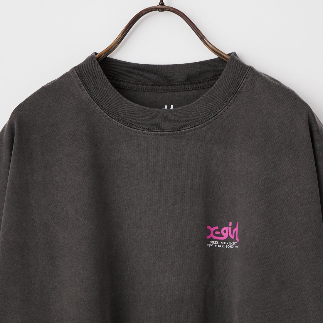 X-girl [エックスガール] FADED FACE ショートスリーブTシャツ [105261041002] BLACK