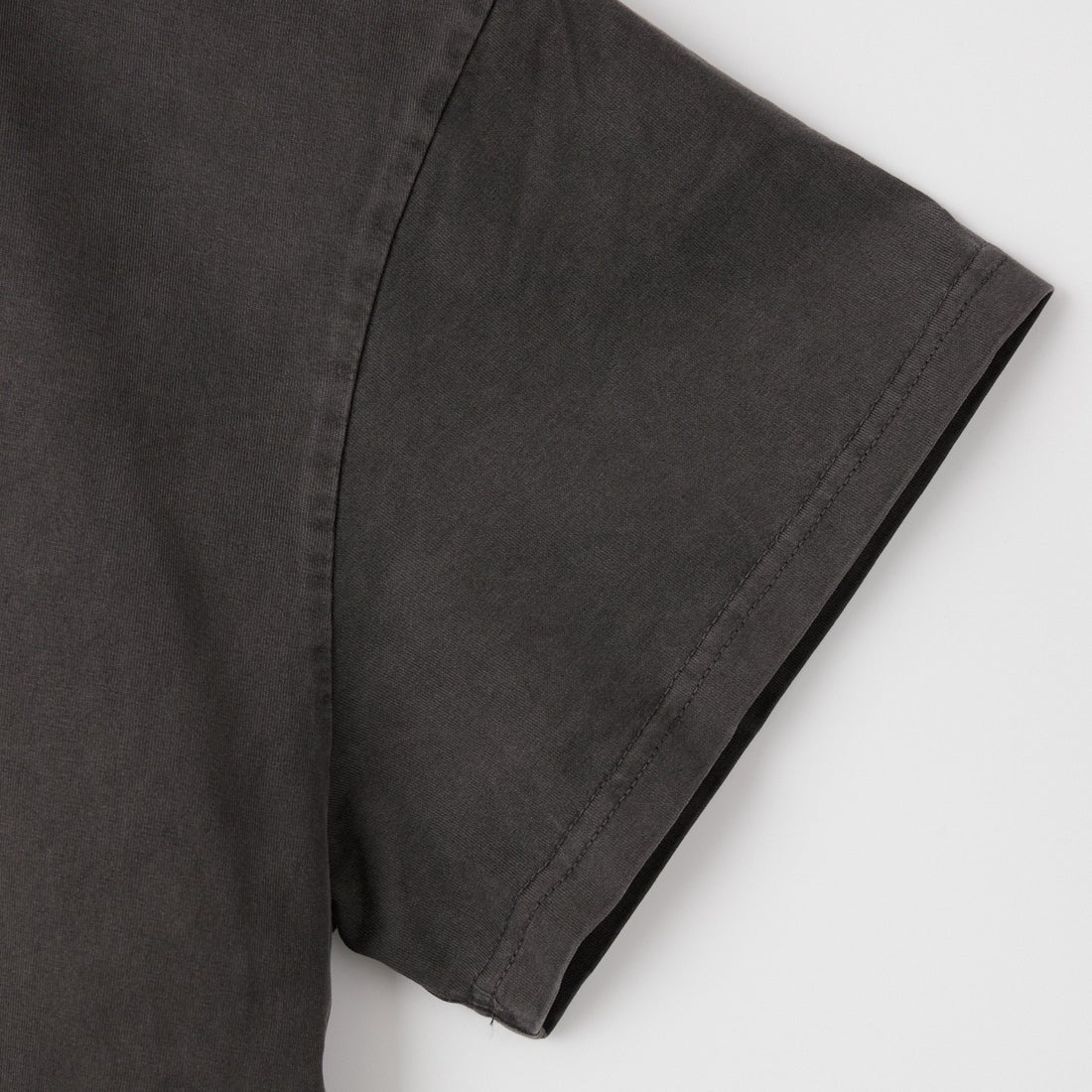 X-girl [エックスガール] FADED FACE ショートスリーブTシャツ [105261041002] BLACK