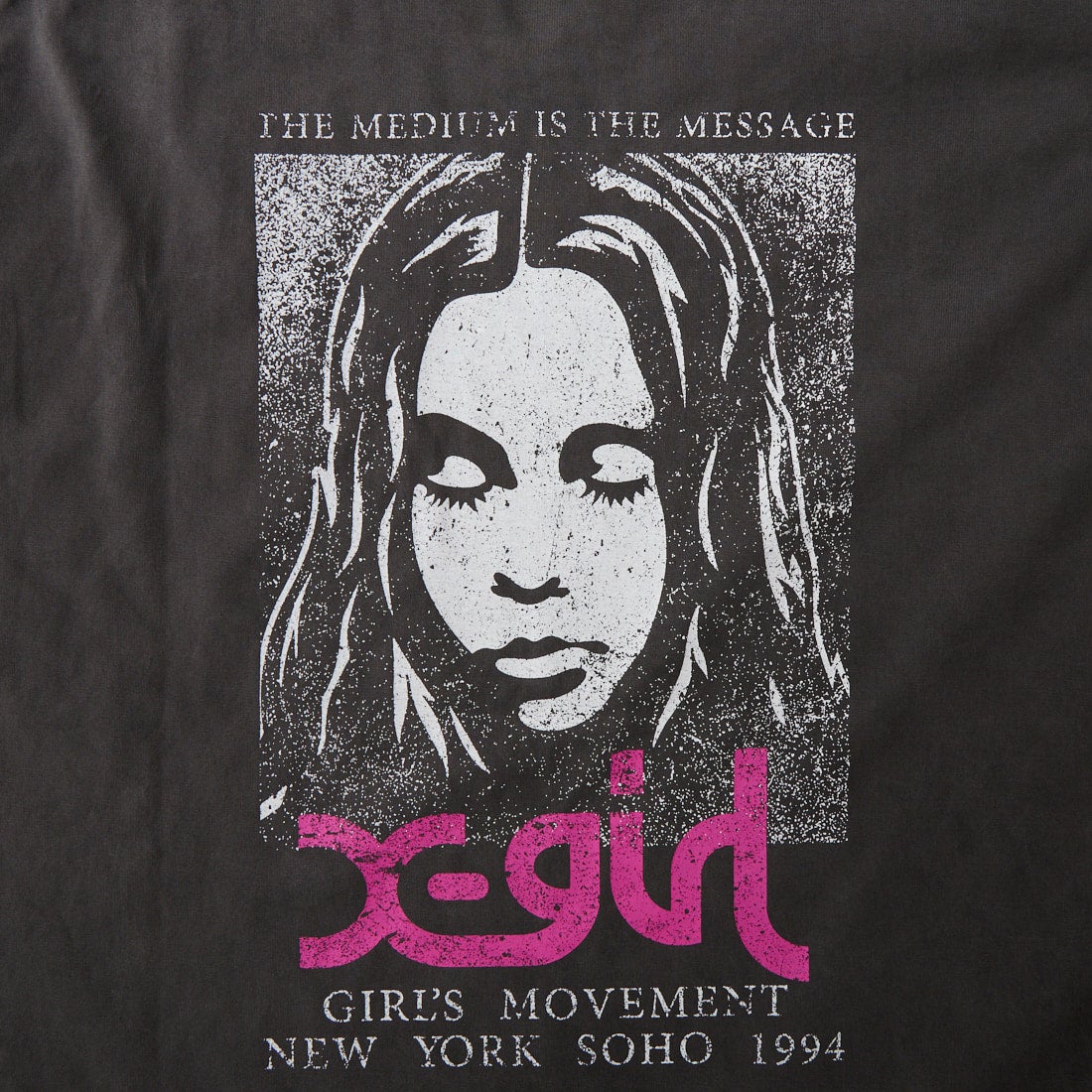 X-girl [エックスガール] FADED FACE ショートスリーブTシャツ [105261041002] BLACK