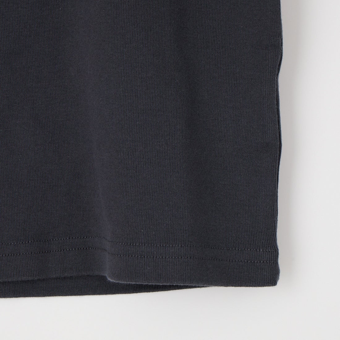 X-girl [エックスガール] フェイスロゴ刺繍パッチ ラグランベビーTシャツ [105261011009] CHARCOAL