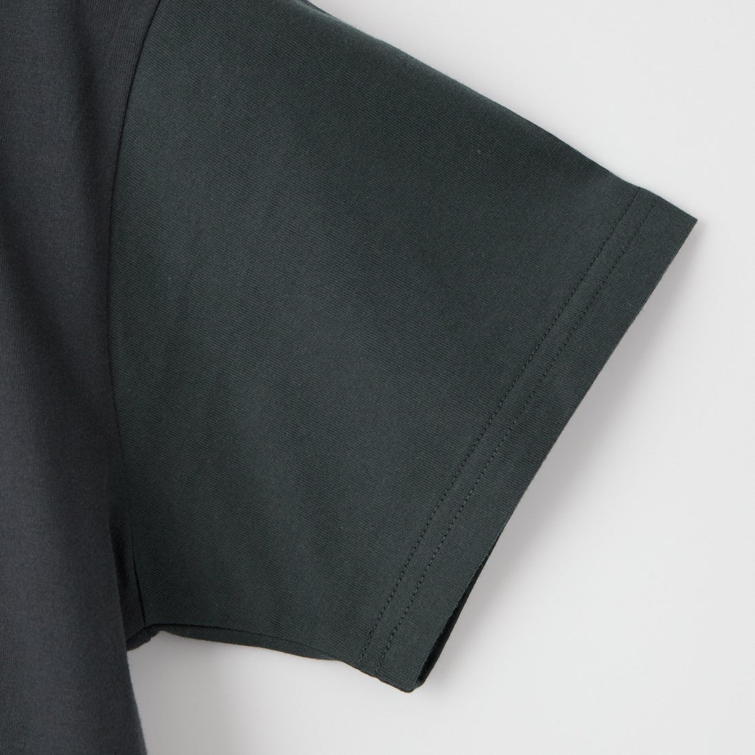 X-girl [エックスガール] スタッズロゴ ショートスリーブTシャツ [105261011016] CHARCOAL