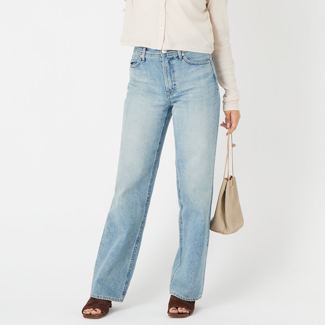 YANUK [ヤヌーク] ストレートデニム GINA [57162032] TVS &&モデル身長：162cm 着用サイズ：22&&