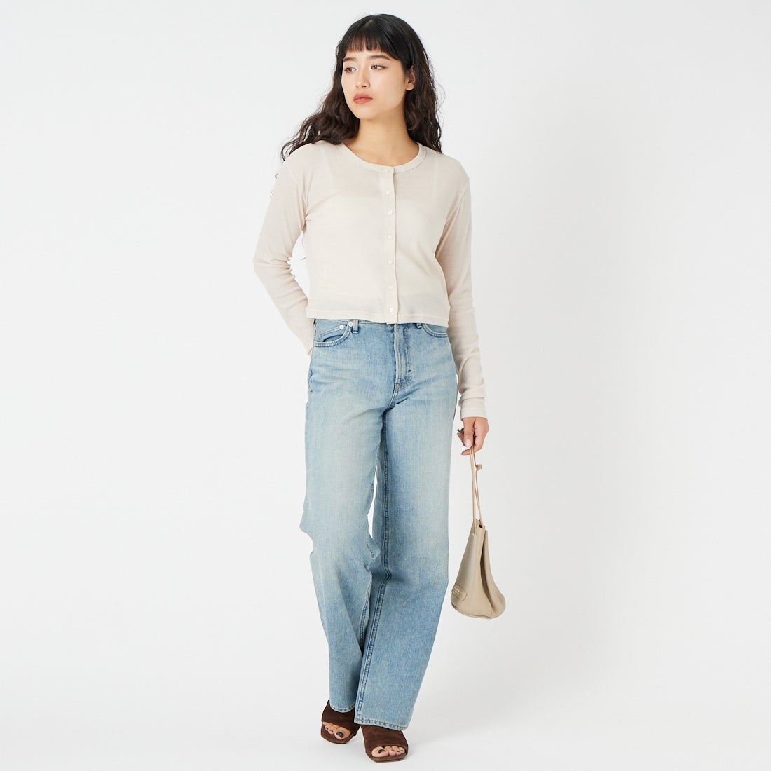 YANUK [ヤヌーク] ストレートデニム GINA [57162032] TVS &&モデル身長：162cm 着用サイズ：22&&