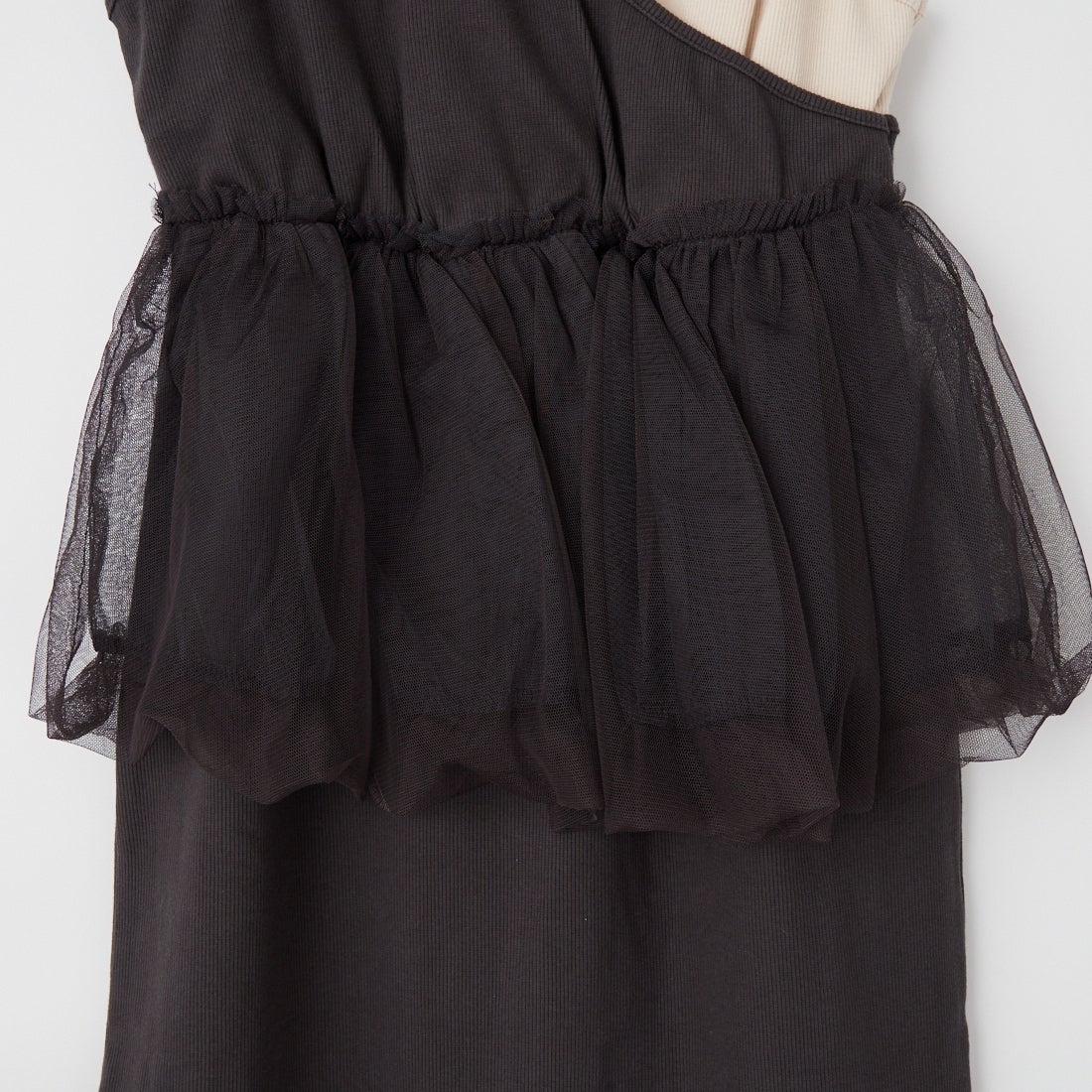 WILLFULLY [ウィルフリー] チュールペプラムドッキングリブワンピース [2611-OP-12] SHARK