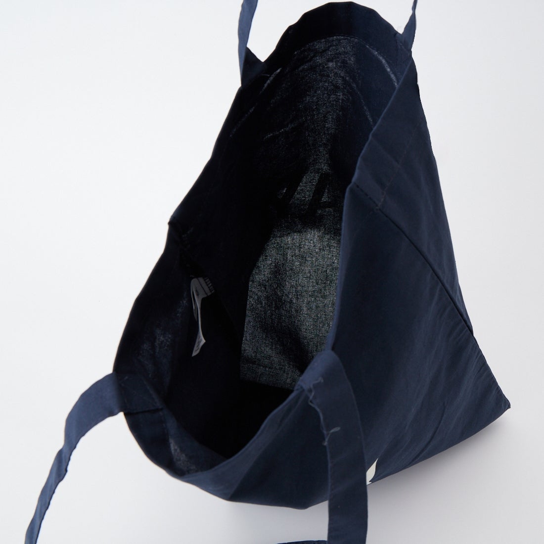 HAY [ヘイ] トートバッグ [2206761007007] NAVY