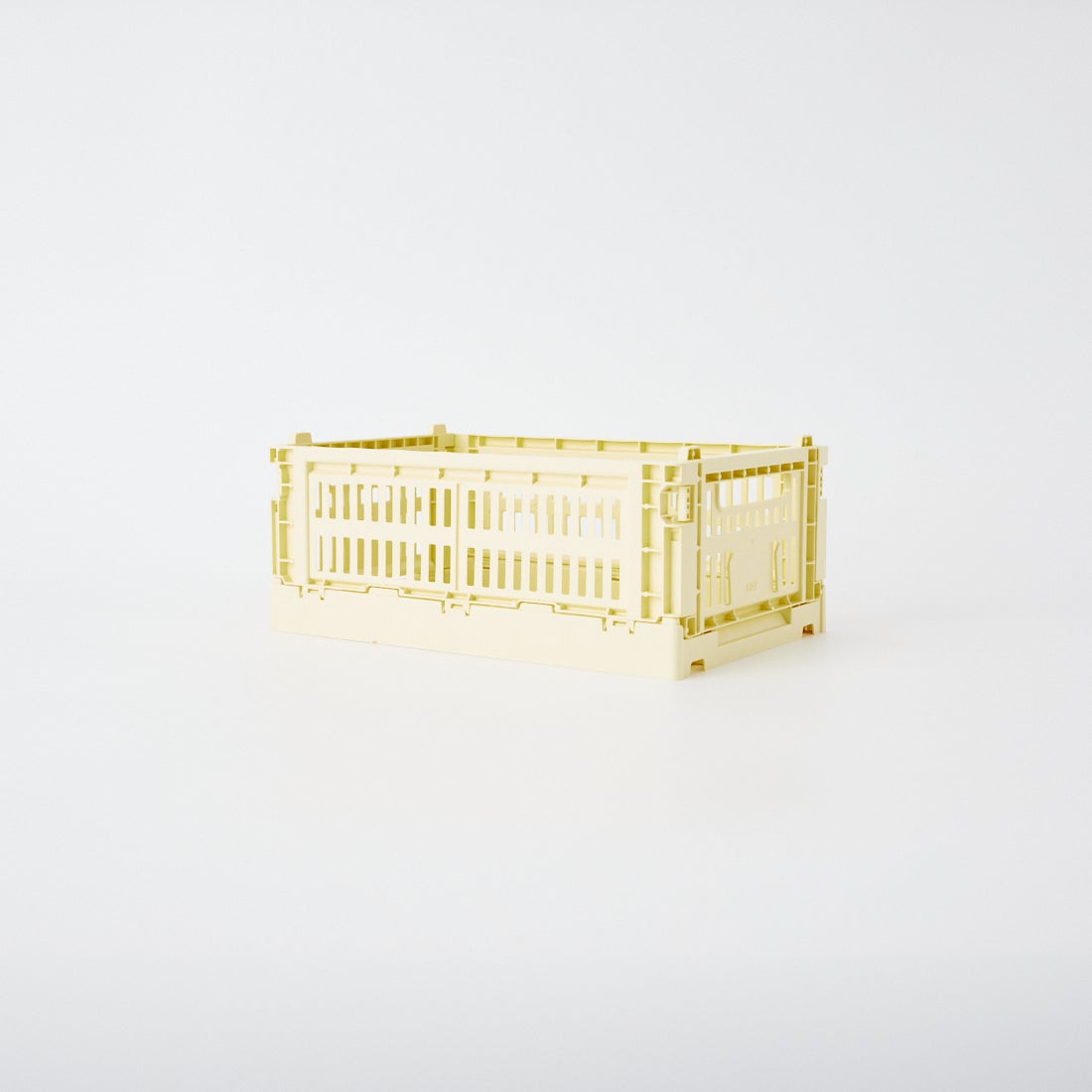 HAY [ヘイ] カラークレート S [2206761044521] LIGHT YELL