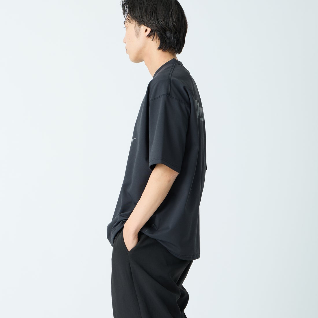 MIZUNO [ミズノ] 別注 ドローコード付き バックプリントTシャツ [D2JADW01-JF] BLACK &&モデル身長：179cm 着用サイズ：L&&