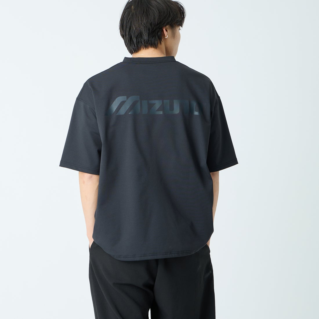MIZUNO [ミズノ] 別注 ドローコード付き バックプリントTシャツ [D2JADW01-JF] BLACK &&モデル身長：179cm 着用サイズ：L&&