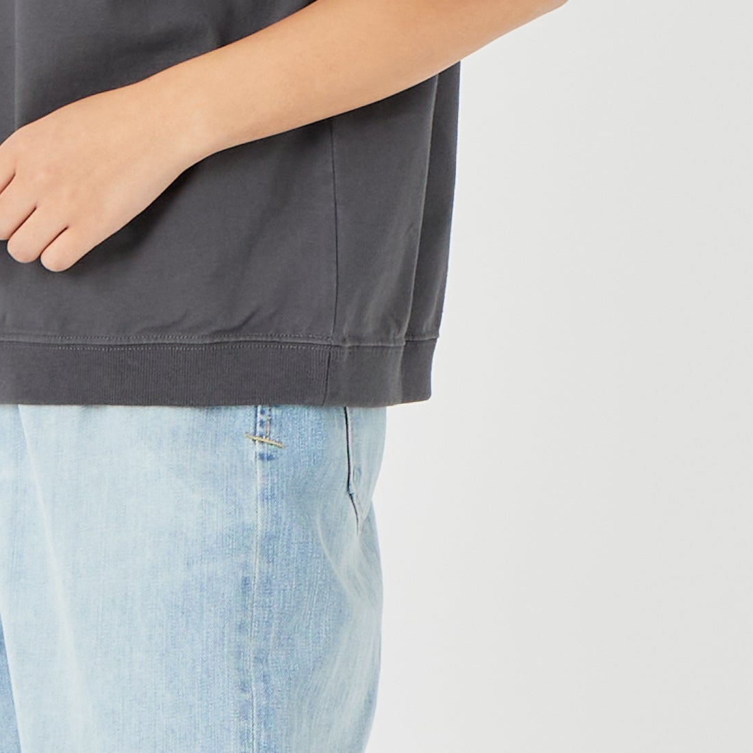 THE NORTH FACE PURPLE LABEL [ザ ノースフェイス パープルレーベル] ハイバルキーポケットTシャツ [N25SH056] AH ASPHALT &&モデル身長：162cm 着用サイズ：WM&&