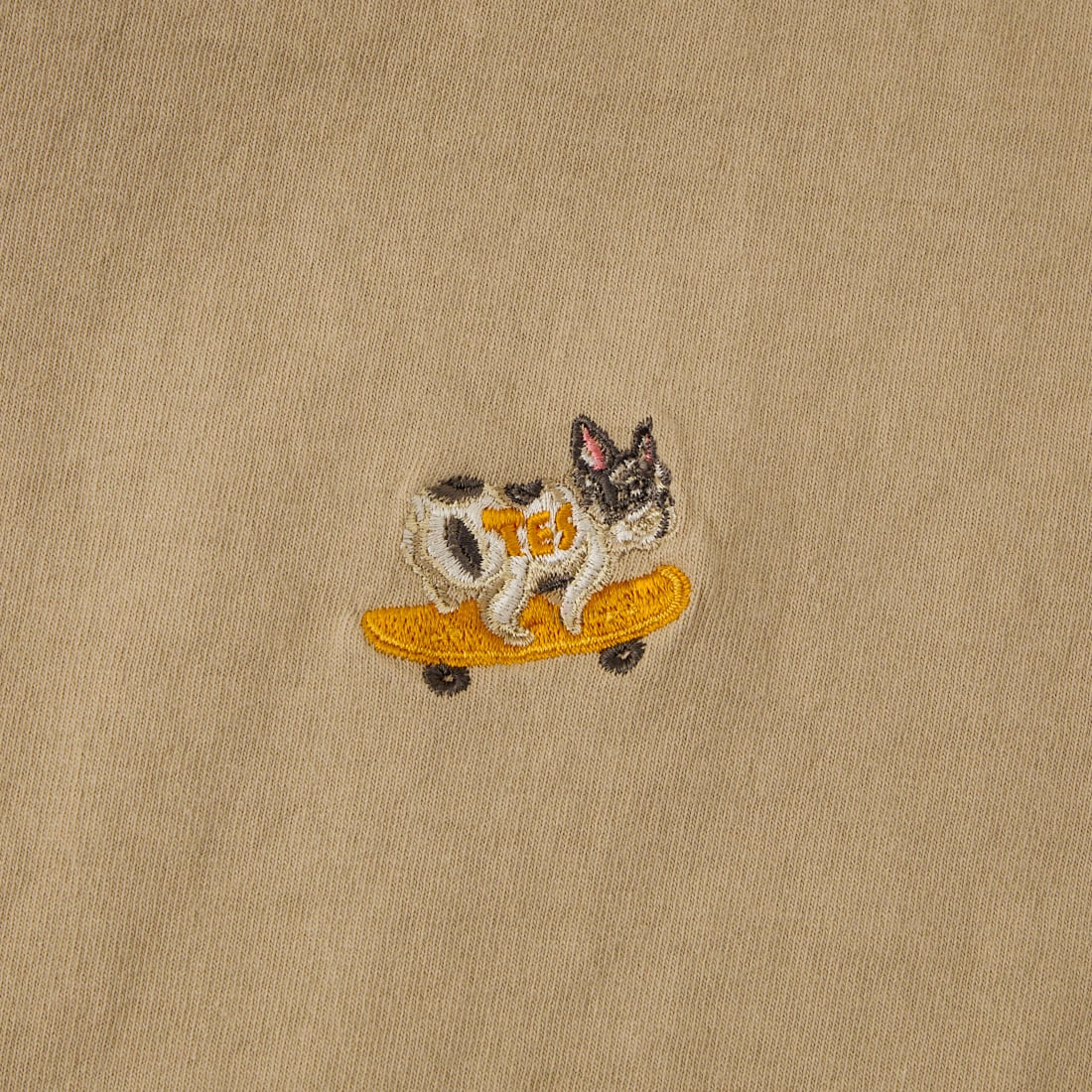 The Endless Summer [エンドレスサマー] 別注 ショート丈 BUHIワンポイントロゴ刺繍Tシャツ [FH-26574508-JF] BEIGE