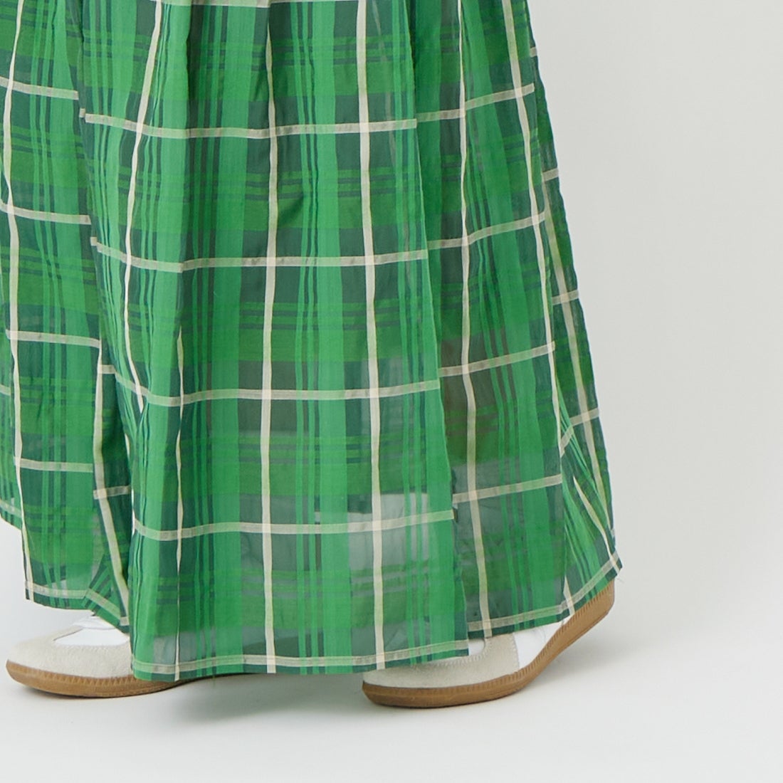 CLOCHE [クロシェ] シアーチェックティアードスカート [61086006] ｸﾞﾘｰﾝ &&モデル身長：162cm 着用サイズ：2&&