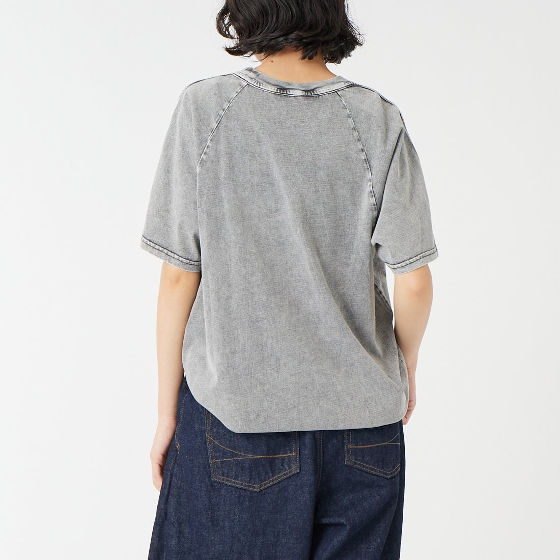 ROTA CANAL [ロタ カナル] jade alive Tシャツ [1205-261002] GRAY &&モデル身長：162cm 着用サイズ：M&&