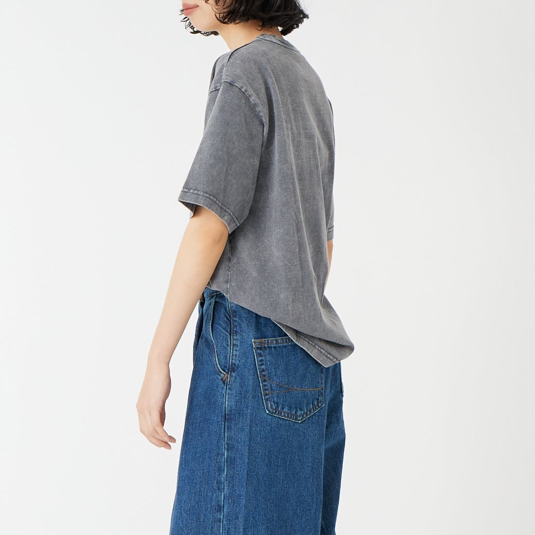 ROTA CANAL [ロタ カナル] FLAG wave Tシャツ [1205-261001] NAVY &&モデル身長：162cm 着用サイズ：M&&