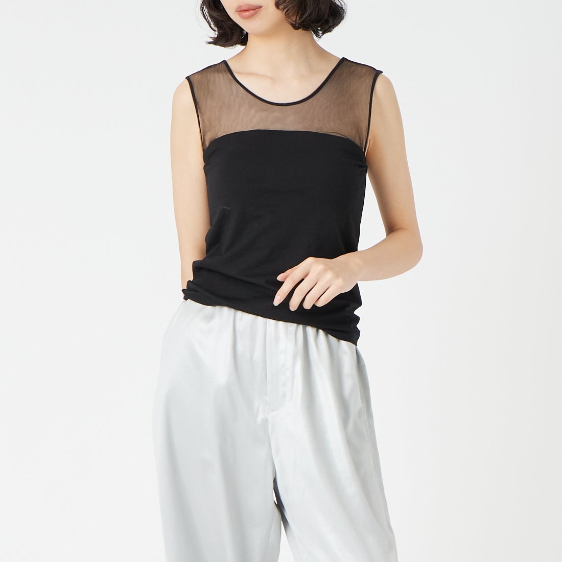 CLOCHE [クロシェ] カップ付きチュールタンクトップ [61285603] ﾌﾞﾗｯｸ &&モデル身長：162cm 着用サイズ：2&&