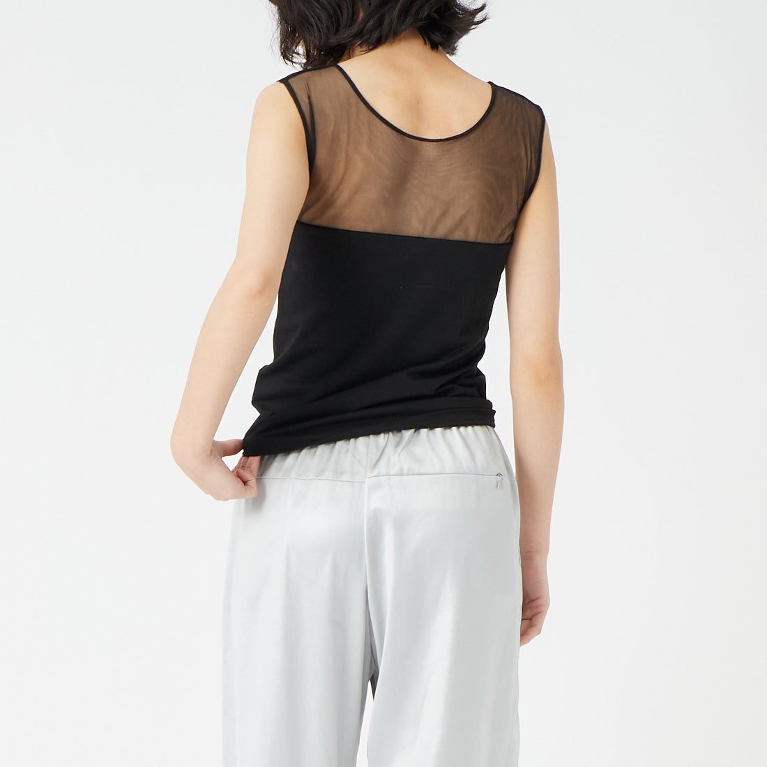 CLOCHE [クロシェ] カップ付きチュールタンクトップ [61285603] ﾌﾞﾗｯｸ &&モデル身長：162cm 着用サイズ：2&&