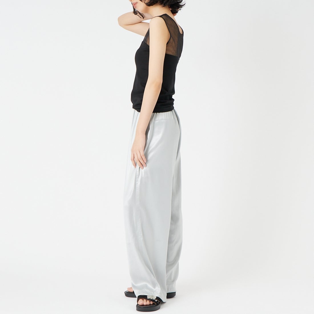 CLOCHE [クロシェ] カップ付きチュールタンクトップ [61285603] ﾌﾞﾗｯｸ &&モデル身長：162cm 着用サイズ：2&&