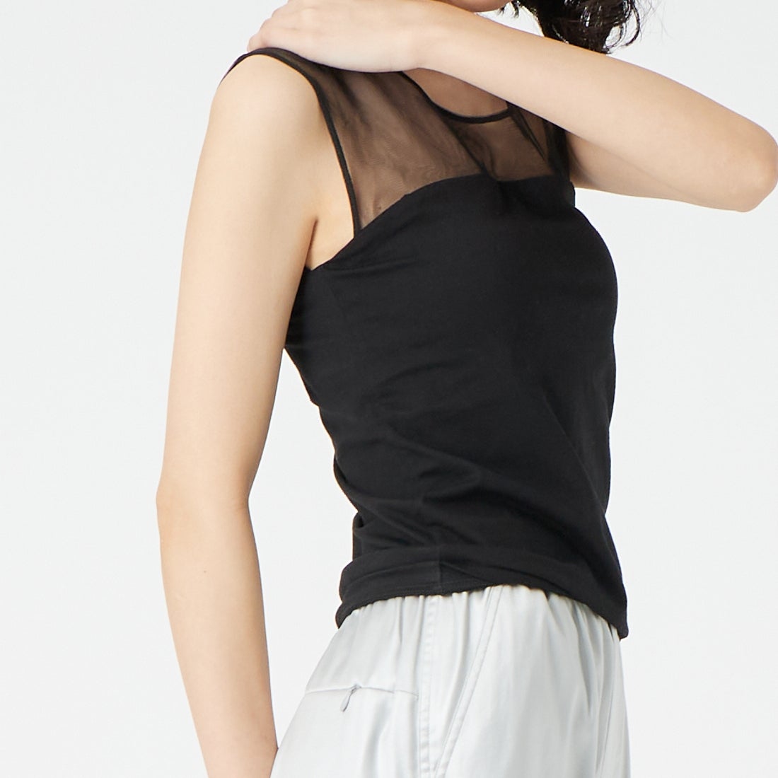 CLOCHE [クロシェ] カップ付きチュールタンクトップ [61285603] ﾌﾞﾗｯｸ &&モデル身長：162cm 着用サイズ：2&&