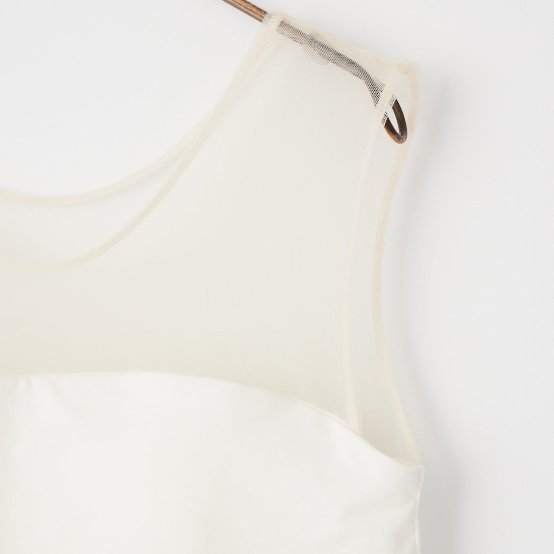 CLOCHE [クロシェ] カップ付きチュールタンクトップ [61285603] ｵﾌ