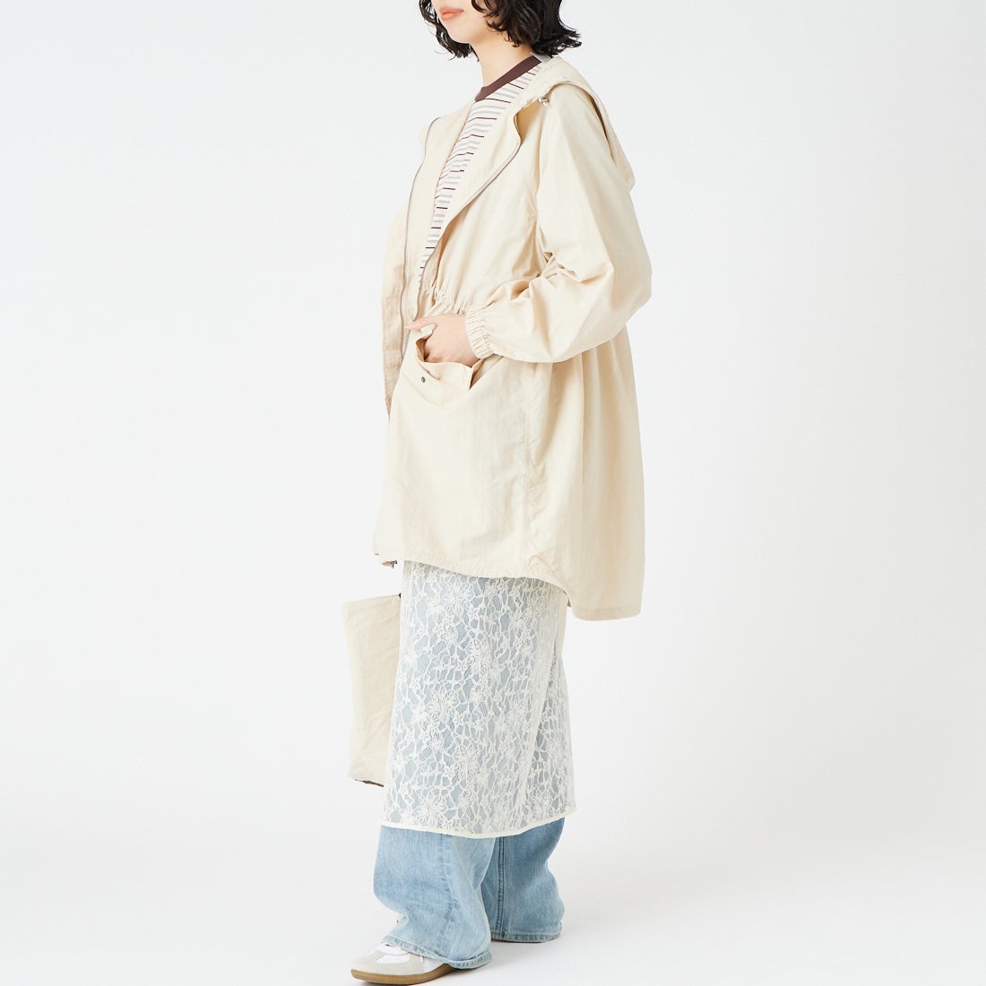 Jeans Factory Clothes [ジーンズファクトリークローズ] ウエストドローナイロンパーカー [21267066] 032 ｴｸﾘｭ &&モデル身長：162cm 着用サイズ：F&&