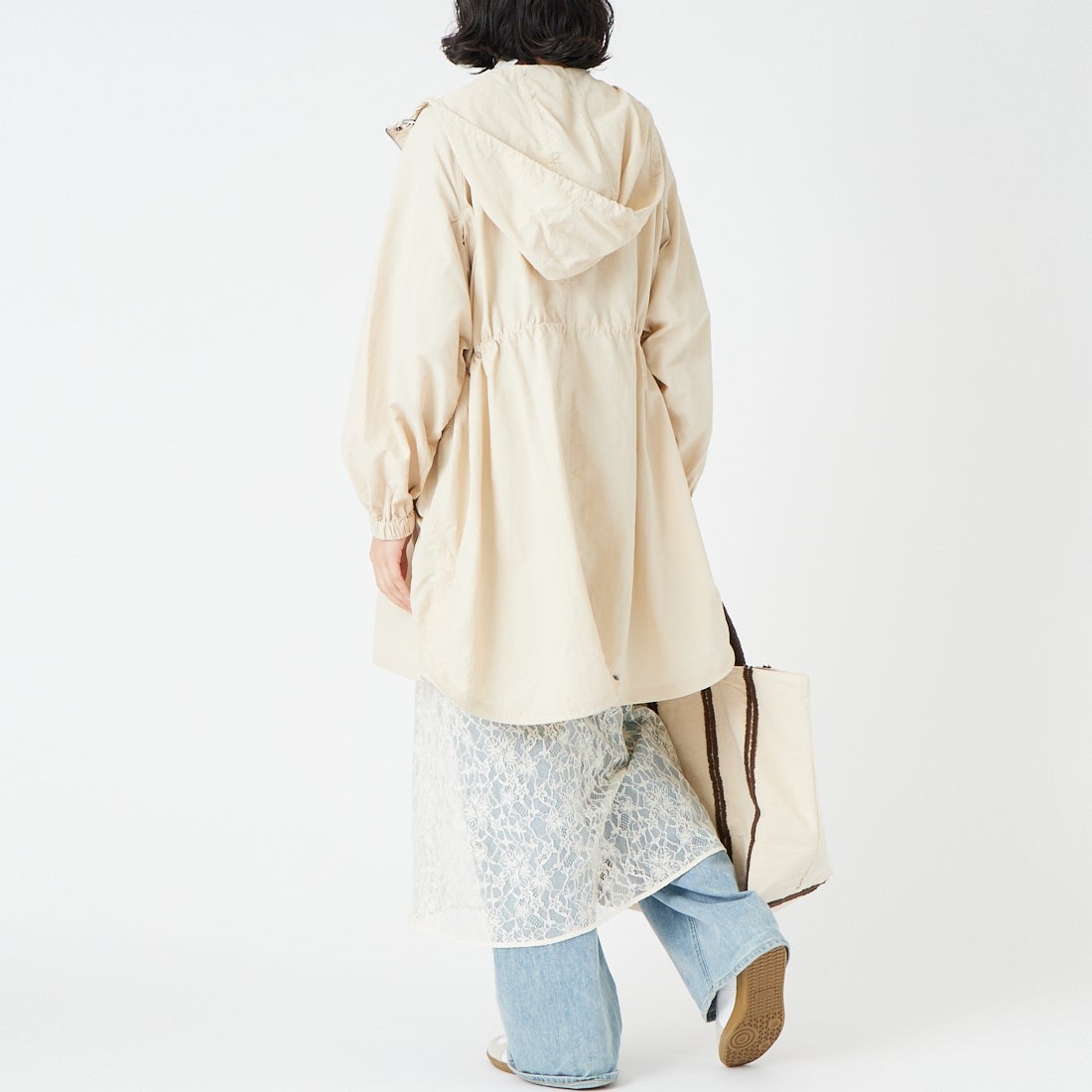 Jeans Factory Clothes [ジーンズファクトリークローズ] ウエストドローナイロンパーカー [21267066] 032 ｴｸﾘｭ &&モデル身長：162cm 着用サイズ：F&&