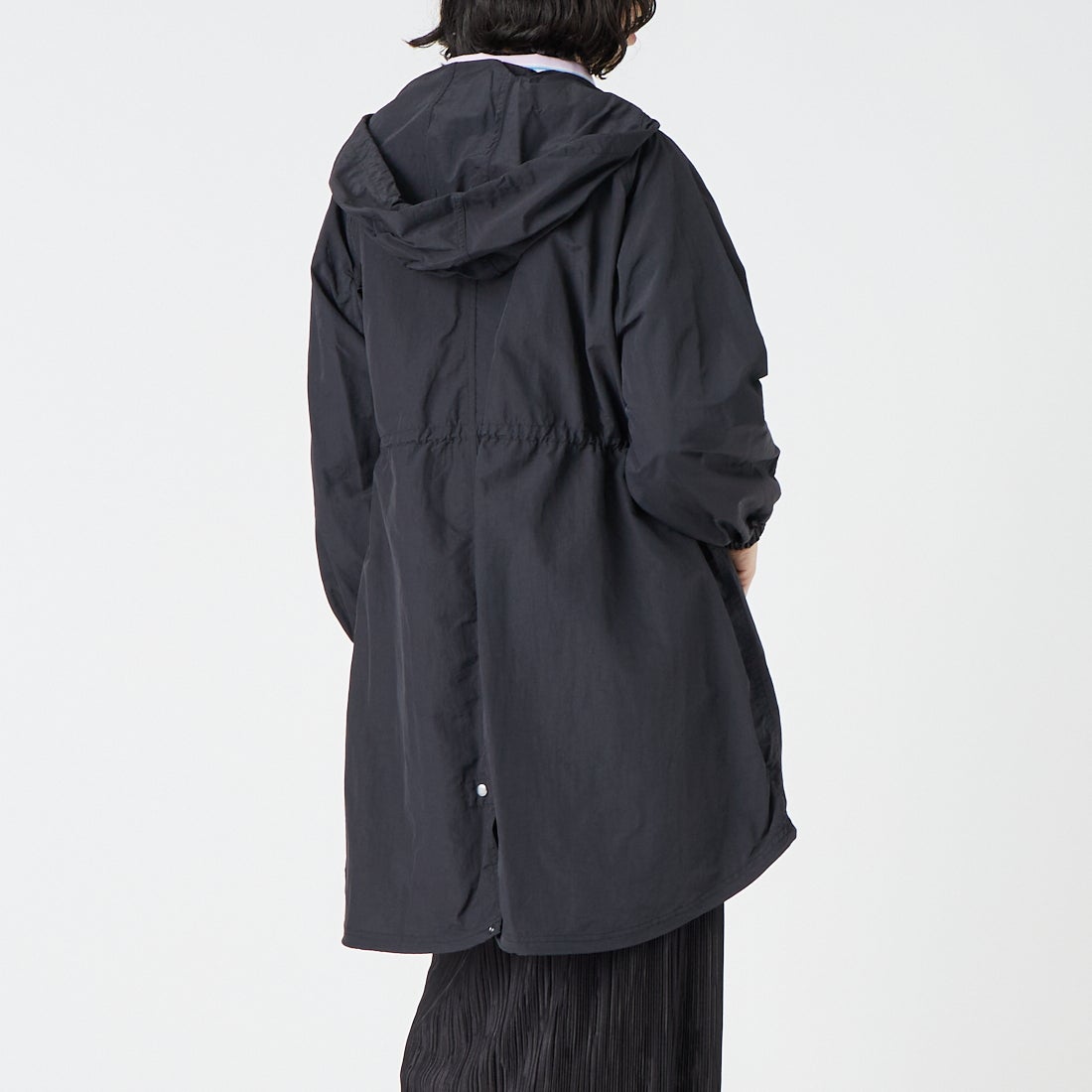 Jeans Factory Clothes [ジーンズファクトリークローズ] ウエストドローナイロンパーカー [21267066] 004 ﾌﾞﾗｯｸ &&モデル身長：162cm 着用サイズ：F&&