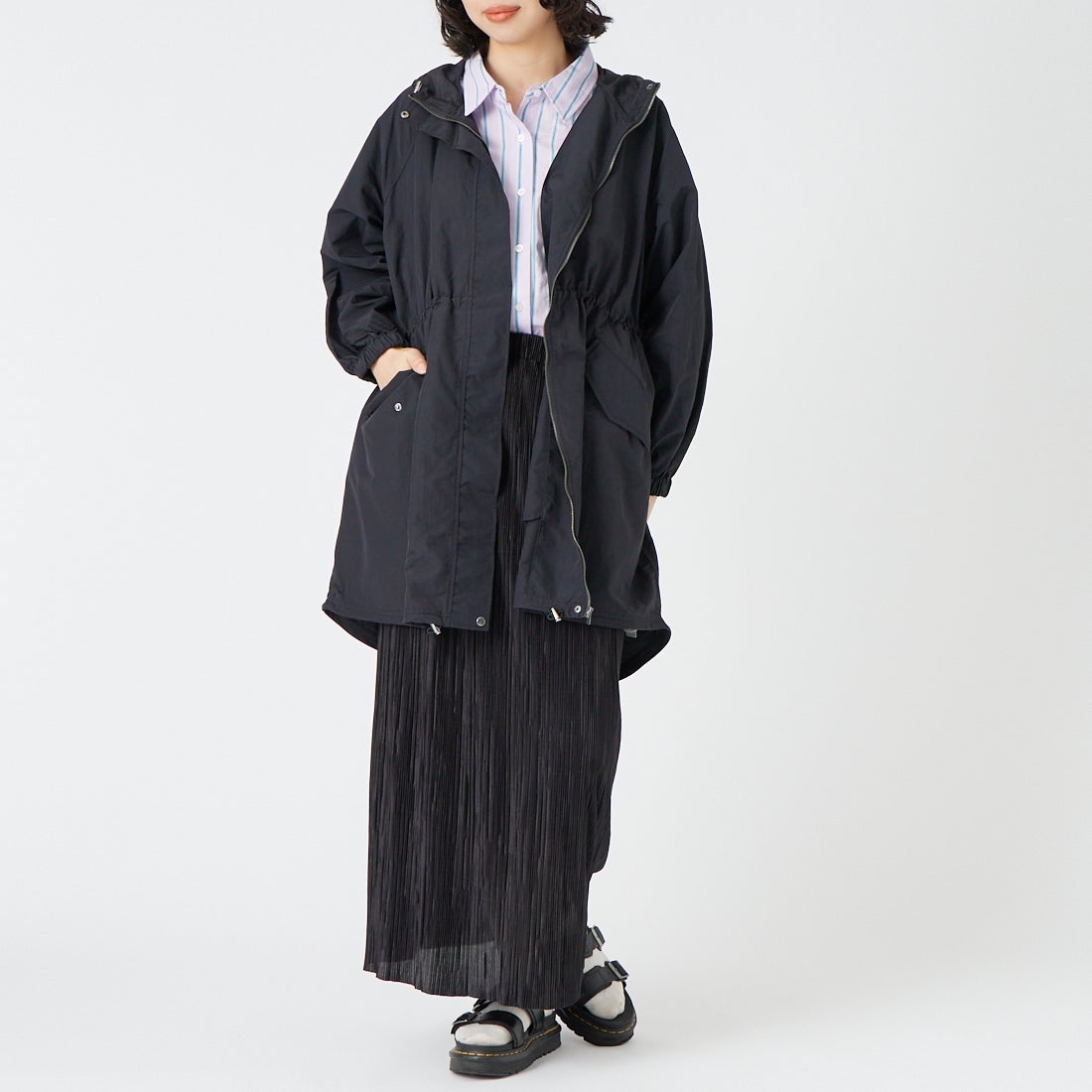 Jeans Factory Clothes [ジーンズファクトリークローズ] ウエストドローナイロンパーカー [21267066] 004 ﾌﾞﾗｯｸ &&モデル身長：162cm 着用サイズ：F&&