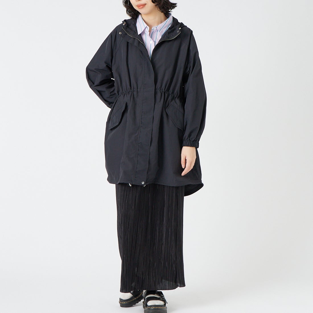 Jeans Factory Clothes [ジーンズファクトリークローズ] ウエストドローナイロンパーカー [21267066] 004 ﾌﾞﾗｯｸ &&モデル身長：162cm 着用サイズ：F&&