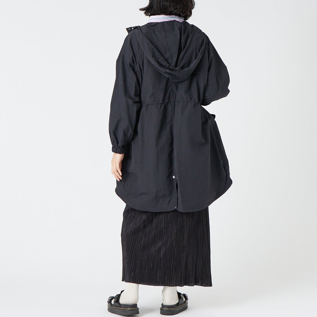 Jeans Factory Clothes [ジーンズファクトリークローズ] ウエストドローナイロンパーカー [21267066] 004 ﾌﾞﾗｯｸ &&モデル身長：162cm 着用サイズ：F&&