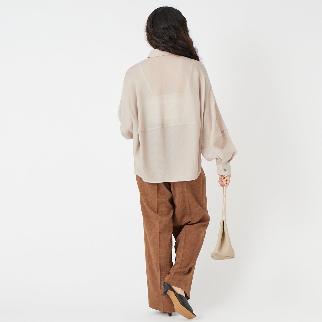 CLOCHE [クロシェ] コクーンメッシュシャツ [61285588] ﾍﾞｰｼﾞｭ &&モデル身長：162cm 着用サイズ：2&&