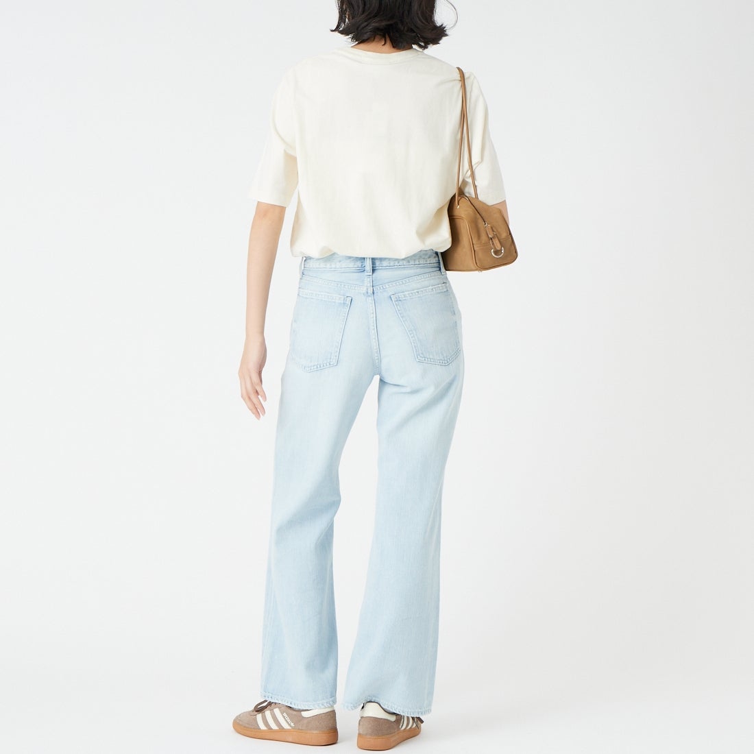 RED CARD TOKYO [レッドカード トーキョー] ルーズフレアーデニム Twilight [98W12301CBU] K-COOL BLU &&モデル身長：162cm 着用サイズ：22&&