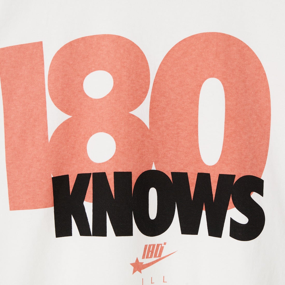 ILL ONE EIGHTY [イル ワンエイティ] 180 KNOWS プリントTシャツ [ILL261-30] WHITE