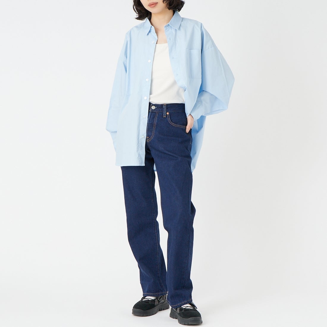 LEVI'S [リーバイス] 501 90S ライトウェイトデニム [A8421-00] 16 DEEP RI &&モデル身長：162cm 着用サイズ：24&&