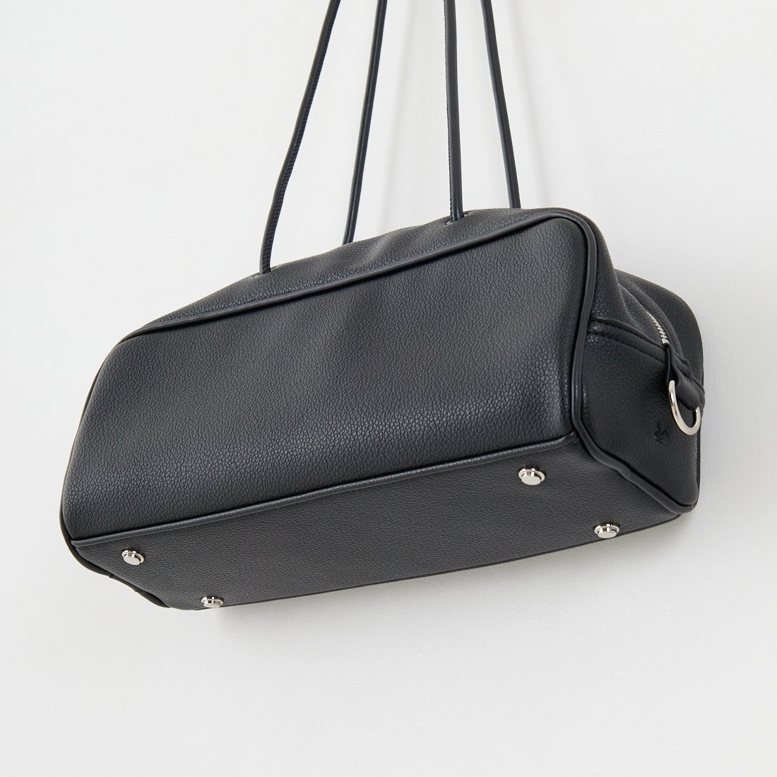 &MyuQ [アンドミューク] KAKU ショルダーバッグ [MCB140-L] BLACK