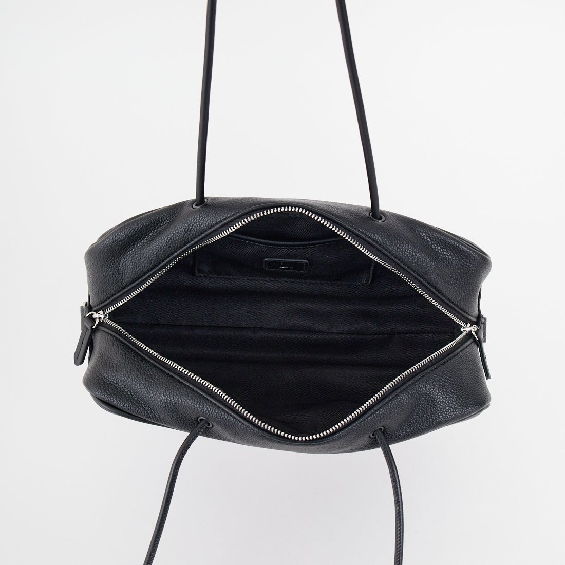 &MyuQ [アンドミューク] KAKU ショルダーバッグ [MCB140-L] BLACK