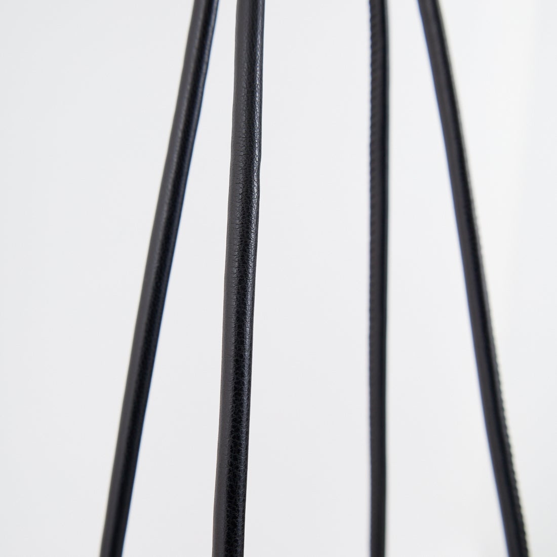 &MyuQ [アンドミューク] KAKU ショルダーバッグ [MCB140-L] BLACK