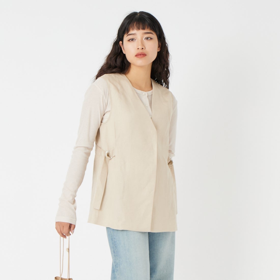 Jf Ready Made [ジェイエフレディメイド] リネンレーヨンジレ [786046] 61 ﾍﾞｰｼﾞｭ &&モデル身長：162cm 着用サイズ：F&&