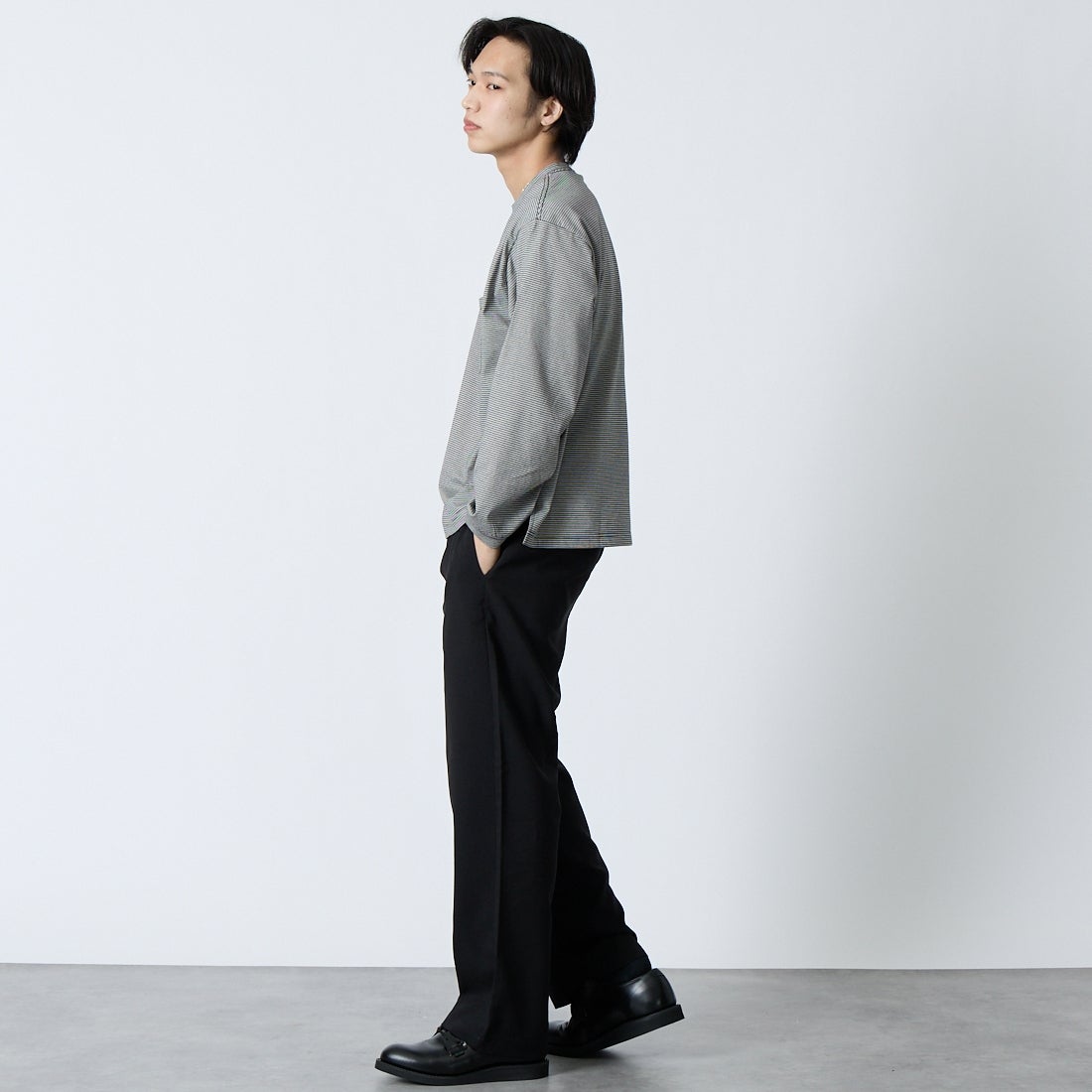 STILL BY HAND [スティルバイハンド] ボーダーロングスリーブカットソー [CS04261] GREY/BLACK &&モデル身長：179cm 着用サイズ：46&&