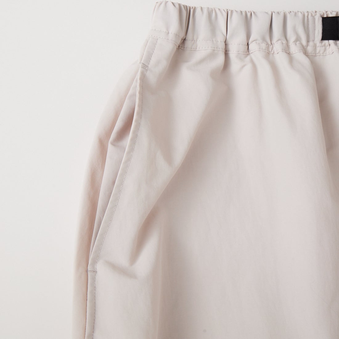 GRAMiCCi [グラミチ] ナイロンフレアスカート [GLSK6-SJP008] ECRU