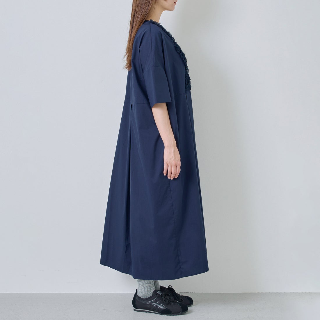 Kelen [ケレン] フリルデザインVネックワンピース RIFFEW [LKL25SOP2104] NAVY